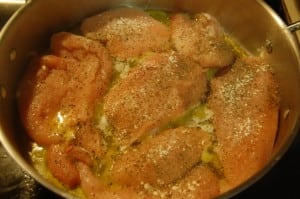 chicken raw in pan